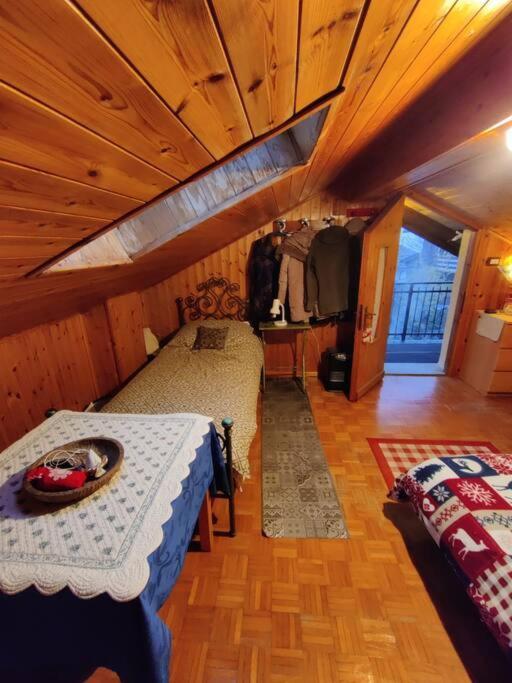 Вилла The Golden Eagle - Chalet A Champdepraz Аоста Экстерьер фото